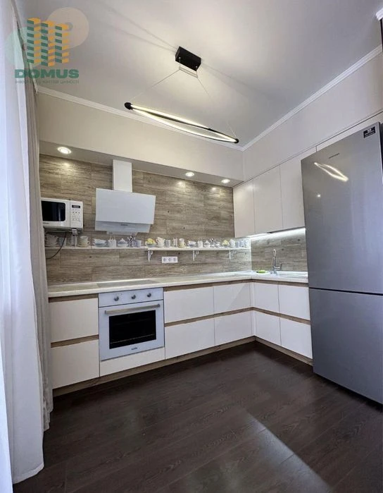 Продам 2-х комн ЖК Альтаир 2, Толбухина! С ремонтом, мебелью
