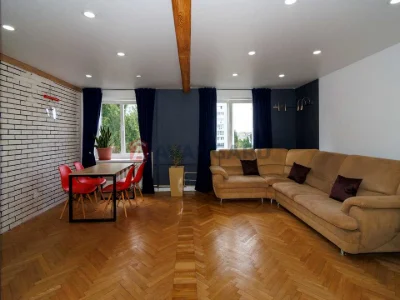 Apartment. Kyiv, Hetmana Kyryla Razumovsky str. (Mykola K