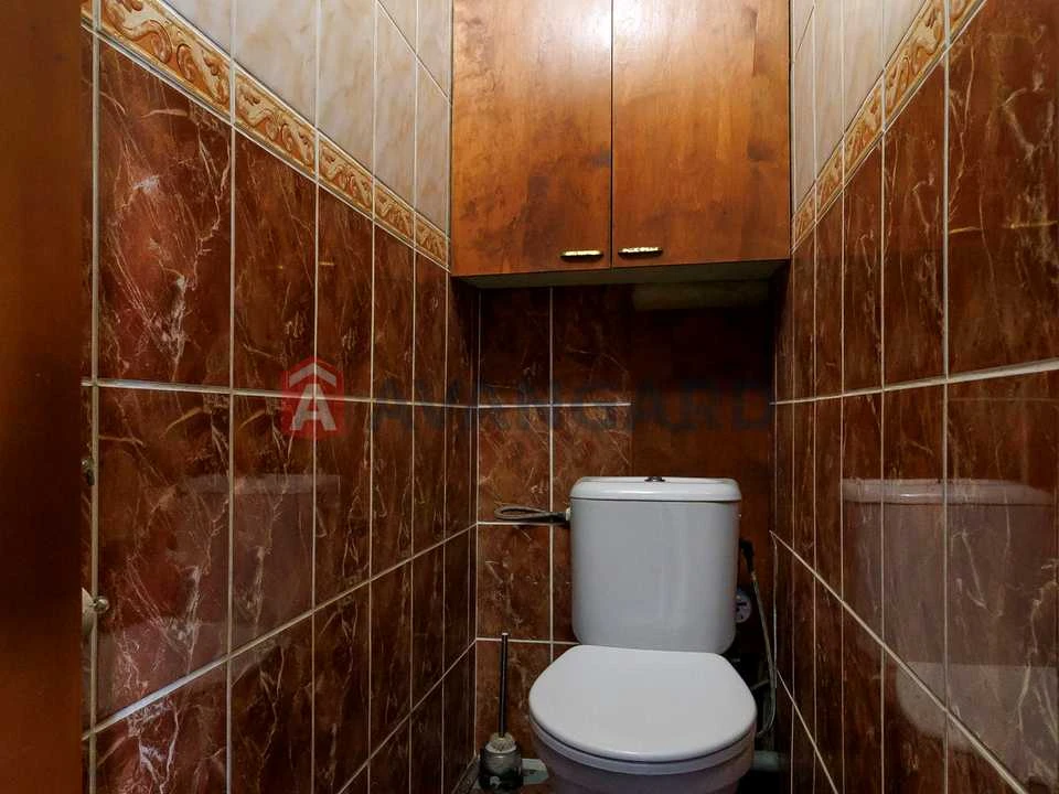 Apartment. Kyiv, Hetmana Kyryla Razumovsky str. (Mykola K