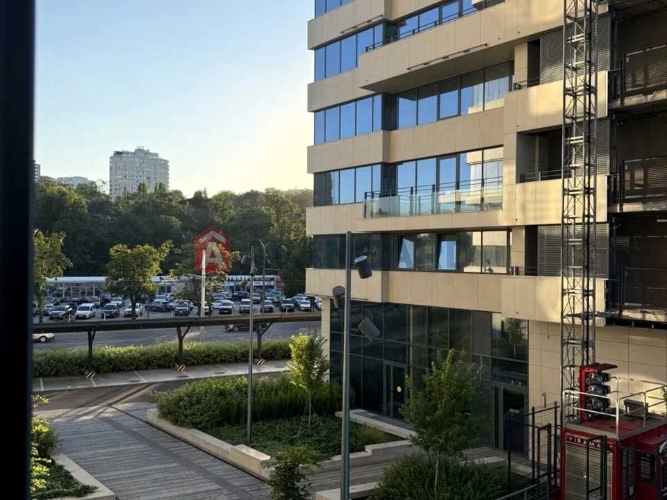 Apartment. Dnipro, Naberezhna Peremohy st.