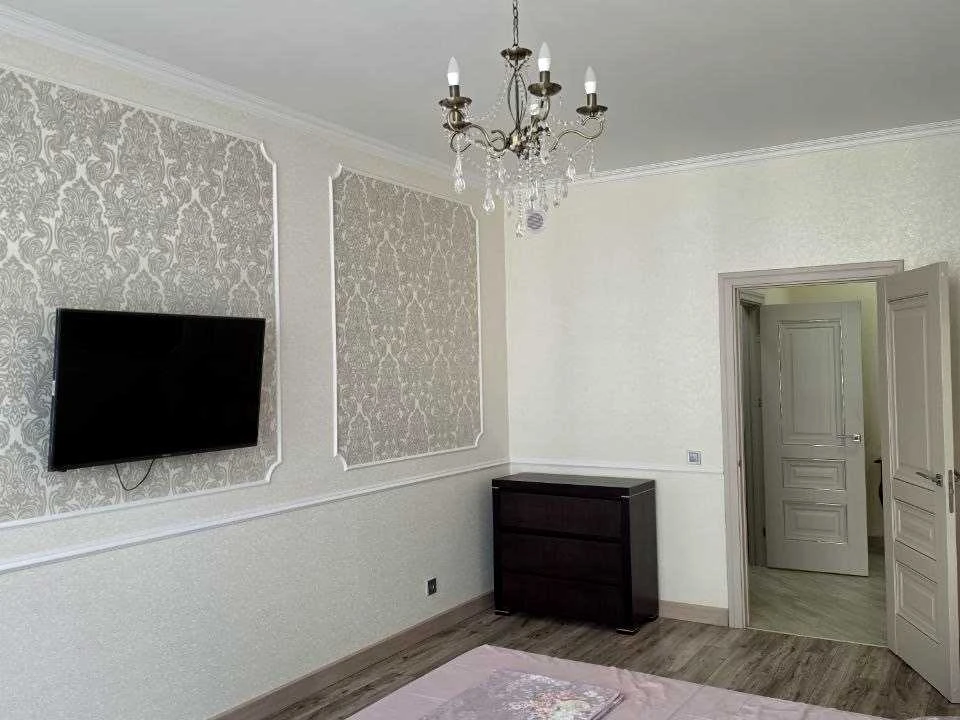 Apartment. Odesa, Novoberehova St.