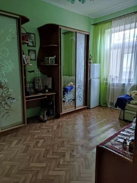 For sale 5-room apartment 110 m² 3/3c Pid Dubom st. 160,000$