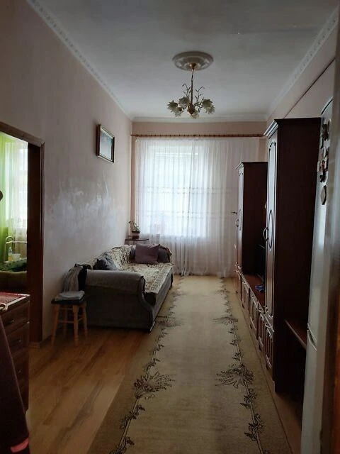 For sale 5-room apartment 110 m² 3/3c Pid Dubom st. 160,000$