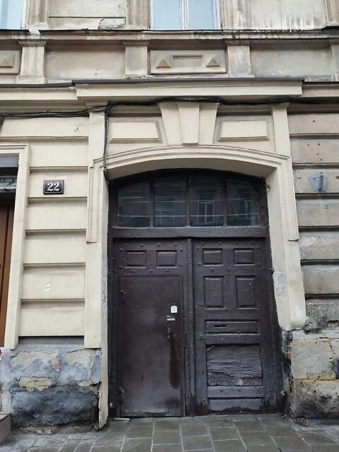 For sale 5-room apartment 110 m² 3/3c Pid Dubom st. 160,000$