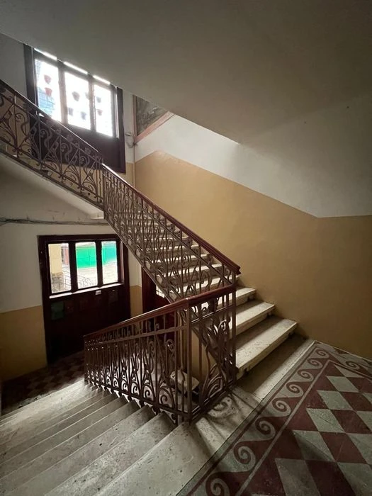 Продаж 3.кім.(двоярусної)квартири в центрі міста вул.Собране