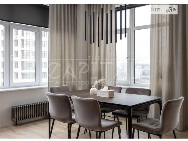 Sale of 3-room apartment 116 sq. m. on Andriy Verkhoglyada St. 9 • I