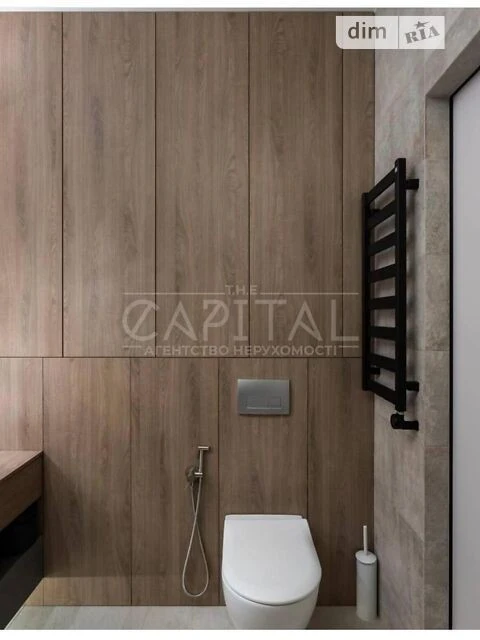 Sale of 3-room apartment 116 sq. m. on Andriy Verkhoglyada St. 9 • I