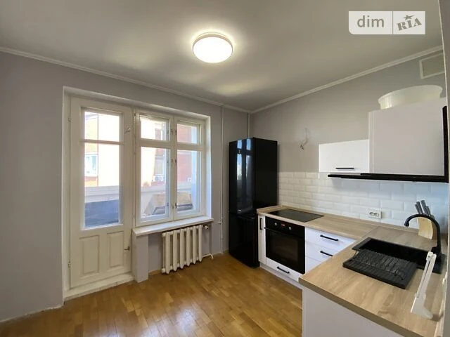 Sale of 1-room apartment 56 sq. m. on Zolotoustivska Street 10-12 •