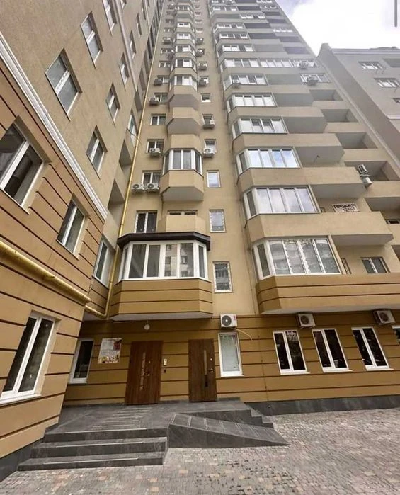 Shev Супер предложение! Трехкомнатная квартира в новом ЖК на