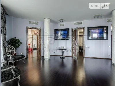 For sale 4-room apartment 419 sq. m on Lesi Ukrainky Blvd. 7 • ID 34