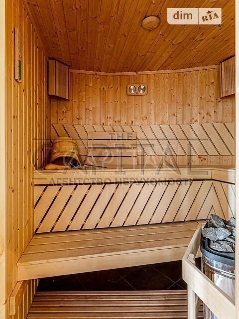 For sale 4-room apartment 419 sq. m on Lesi Ukrainky Blvd. 7 • ID 34