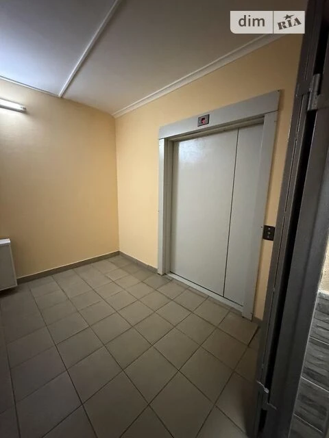 Продаж 2к квартири 66.9 кв. м на вул. Урлівська 38 • ID 3466