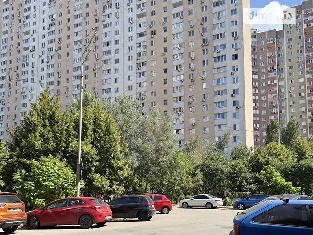 Продаж 2к квартири 66.9 кв. м на вул. Урлівська 38 • ID 3466