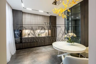 For sale 2-room apartment 81 m²‼️ Antonovycha st. 103