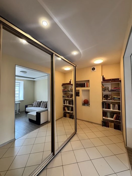Certificate. 2-room apartment for sale. Apartment Best House. Mandrykovskaya 51