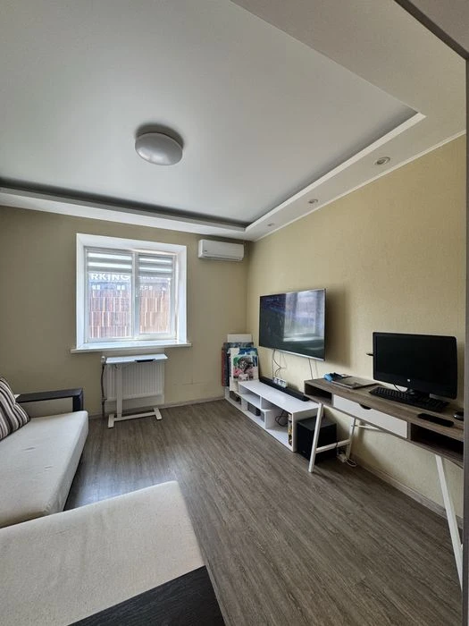 Certificate. 2-room apartment for sale. Apartment Best House. Mandrykovskaya 51