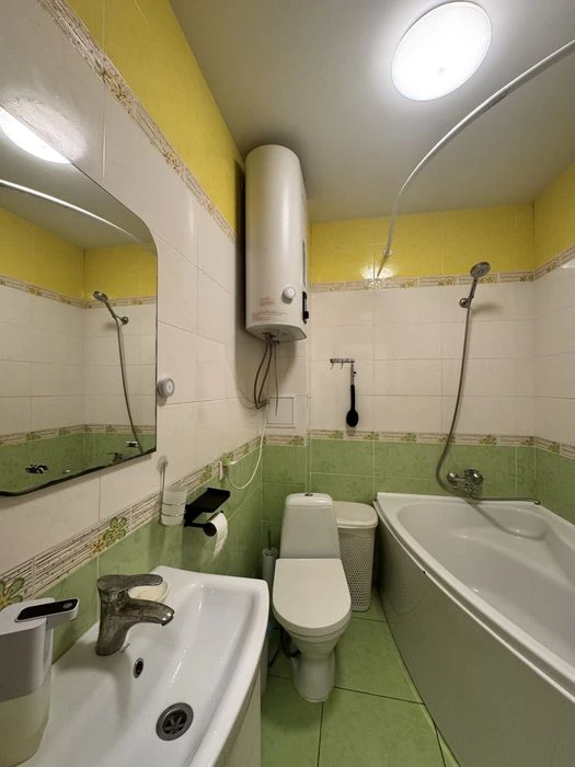 Certificate. 2-room apartment for sale. Apartment Best House. Mandrykovskaya 51