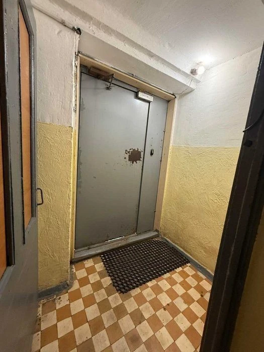 For sale 2-room apartment -50 sq. m "Syrets", Shchuseva st. 44,