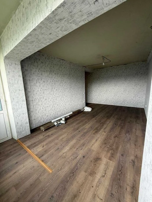 For sale 2-room apartment -50 sq. m "Syrets", Shchuseva st. 44,