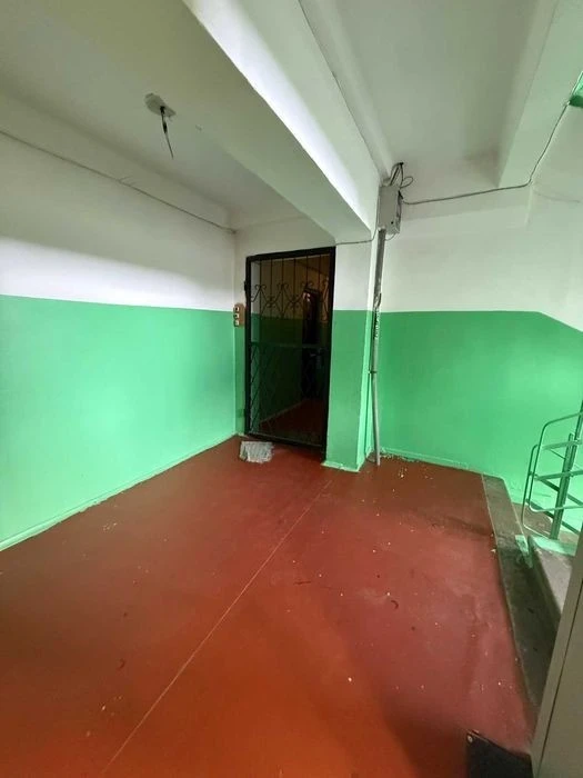 For sale 2-room apartment -50 sq. m "Syrets", Shchuseva st. 44,