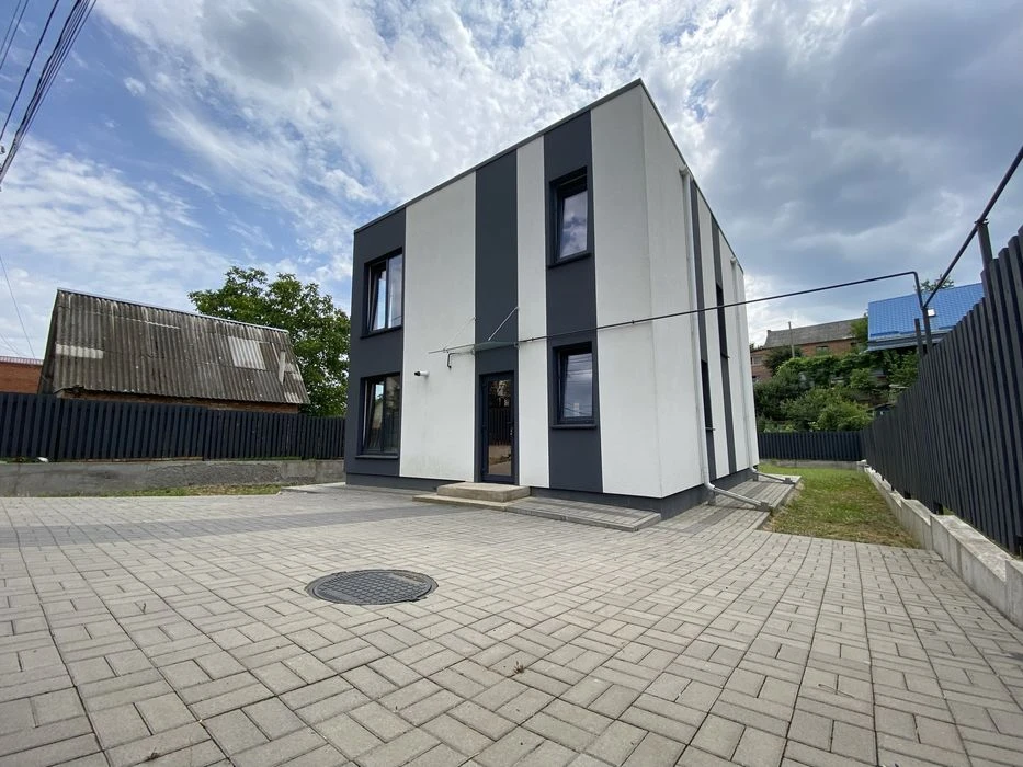 Detached house