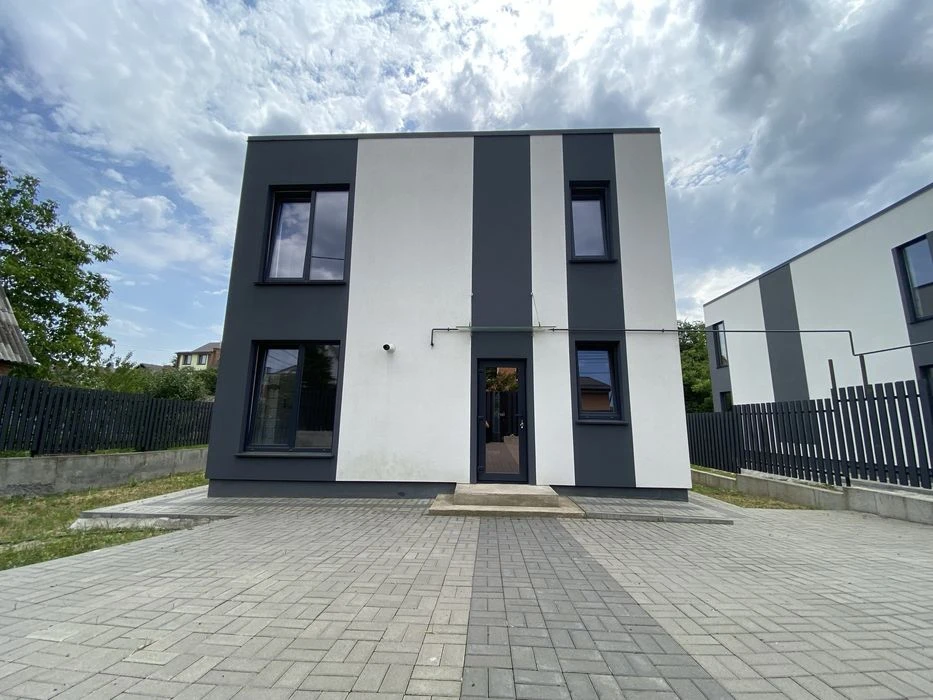 Detached house