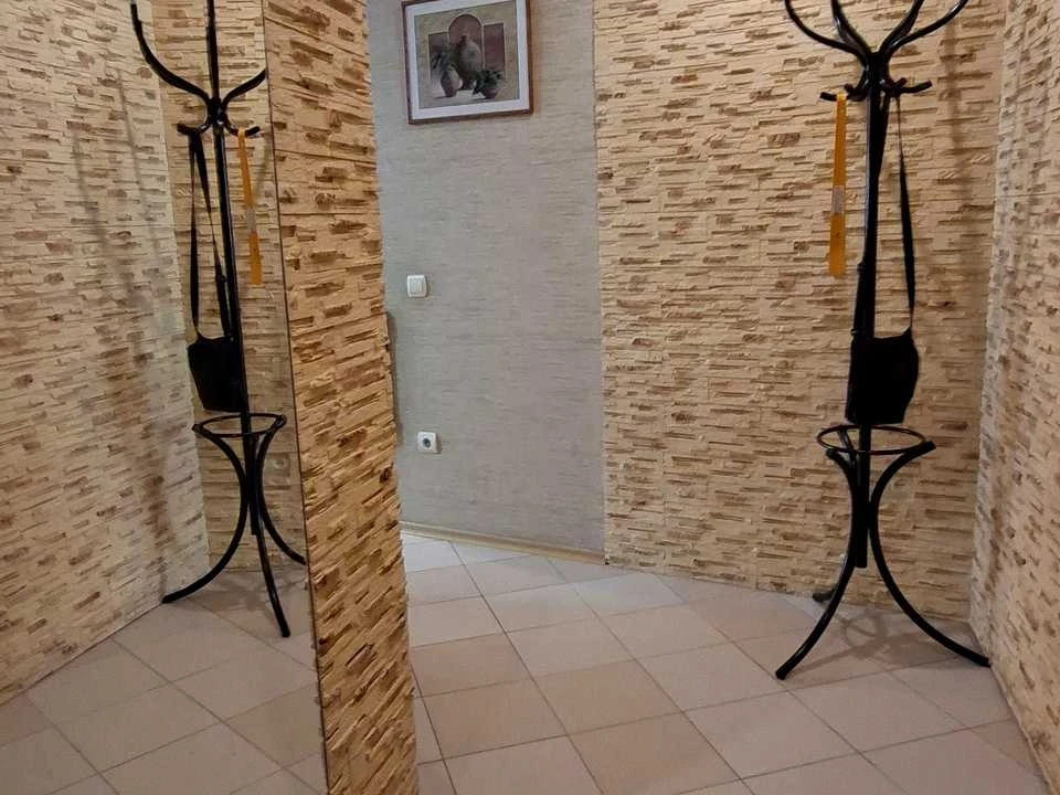 Apartment. Ivano-Frankivsk, Vovchynetska St.