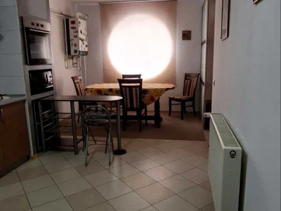Apartment. Ivano-Frankivsk, Vovchynetska St.