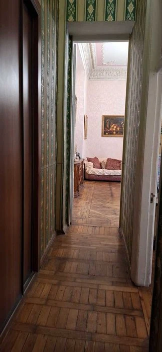 Продам 4-х комн. квартиру у моря, рядом с парком Шевченко.