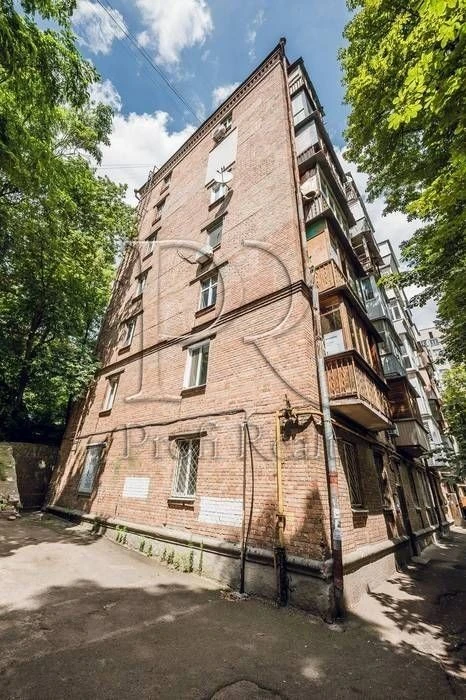 3-room apartment for sale Pechersk center
