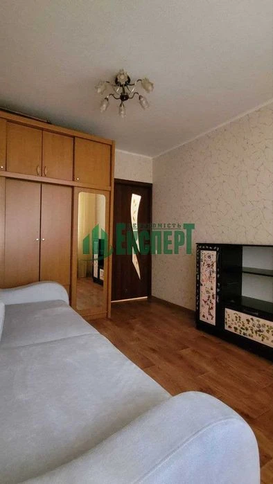 Three-room apartment for sale in Saltovka, Gv. Shironintsev 18