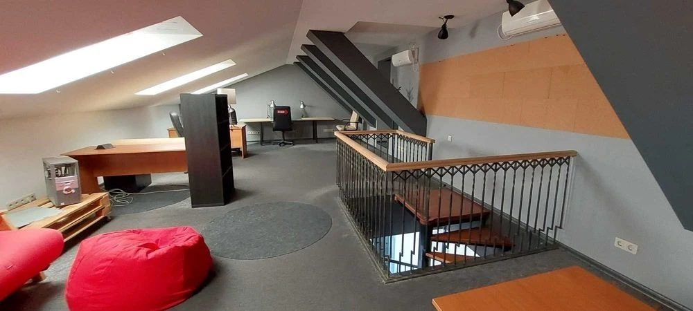 Квартира площею 193,2 кв. м у м. Київ, Знижка на аукціоні 99