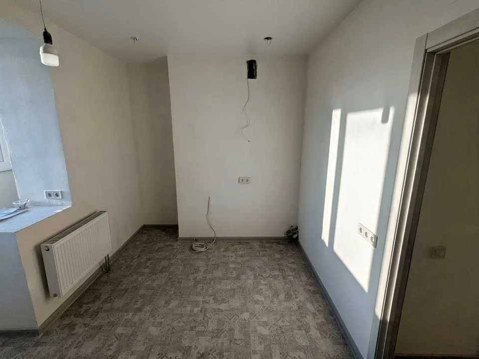 Apartment. Kharkiv, Myru St.