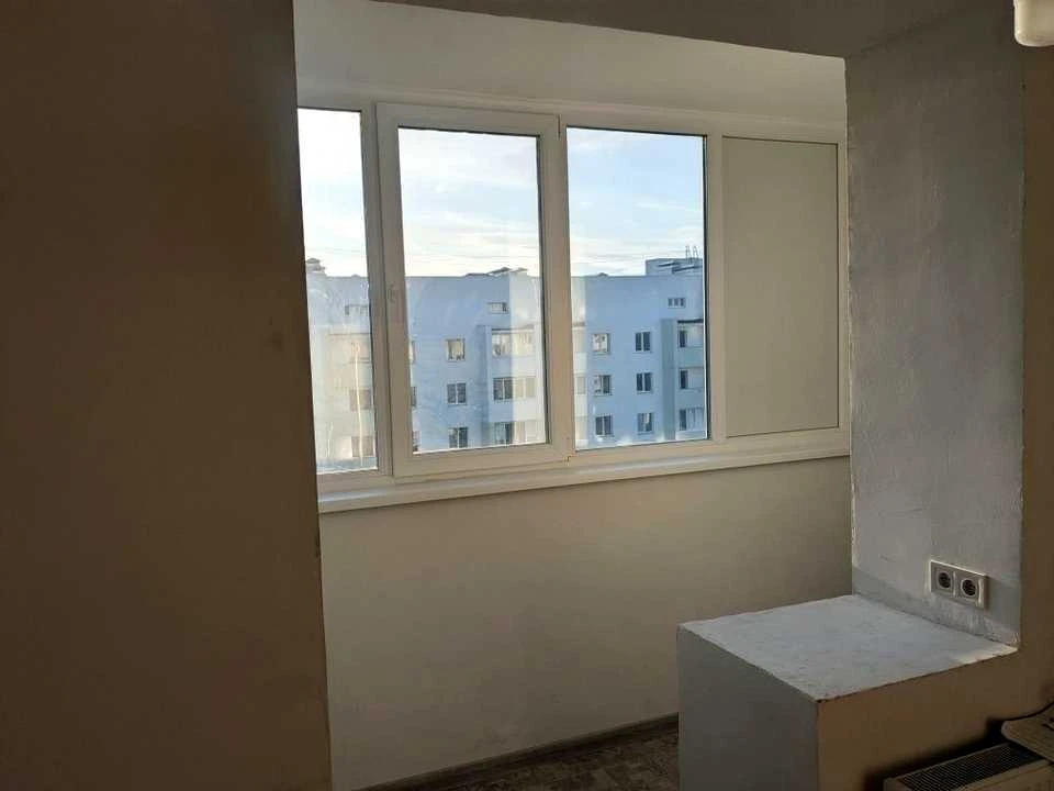 Apartment. Kharkiv, Myru St.
