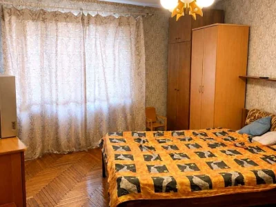 Квартира. Ужгород, Героїв 128-ї Бригади вул. (8 Березня)