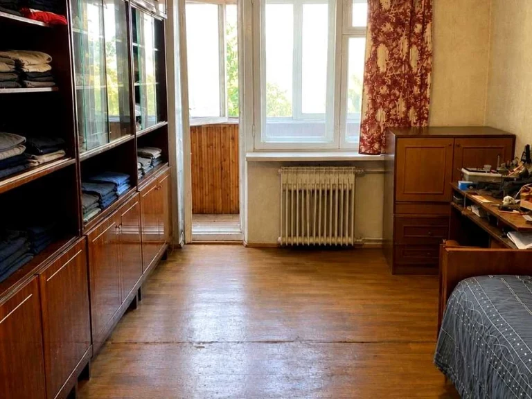 Квартира. Ужгород, Героїв 128-ї Бригади вул. (8 Березня)