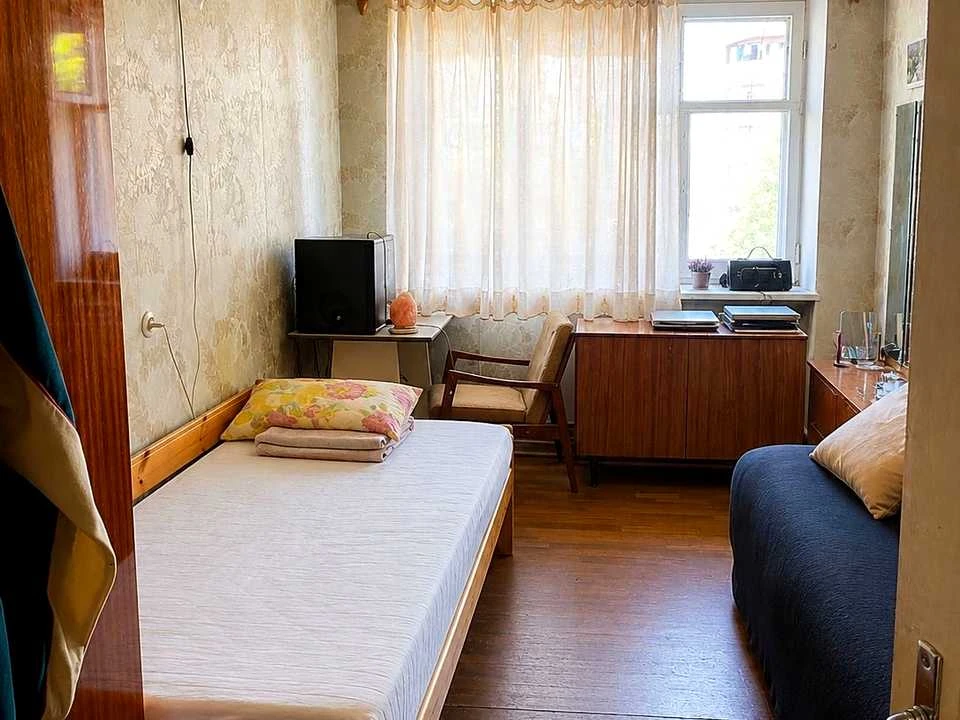 Квартира. Ужгород, Героїв 128-ї Бригади вул. (8 Березня)