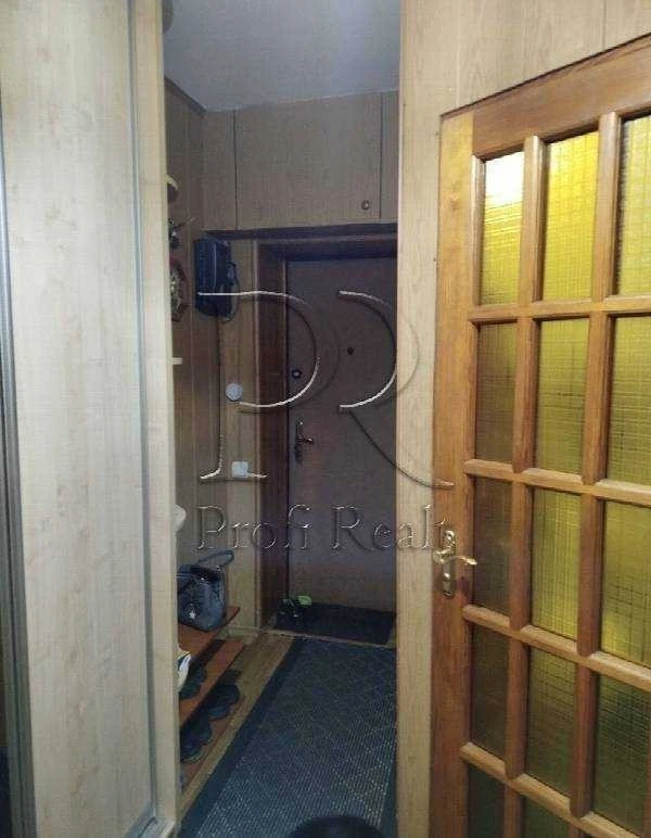1-room apartment for sale 32 m², Yizhakevicha Ivana Street, 7