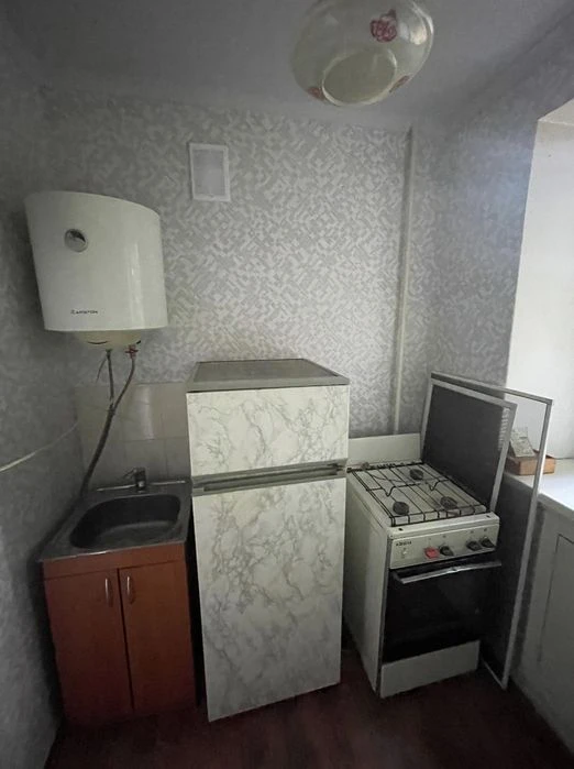 Продам 1 ком квартиру Осипенковский микрорайон улица Узбекис