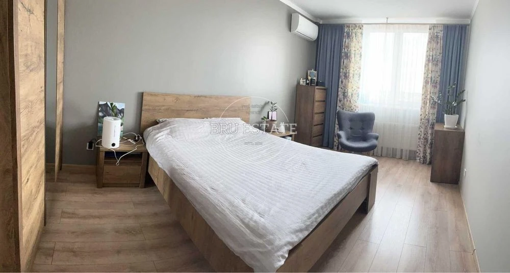 For sale 1 room apartment Poznyaki Kharkivska modern house mono