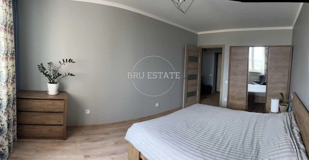 For sale 1 room apartment Poznyaki Kharkivska modern house mono