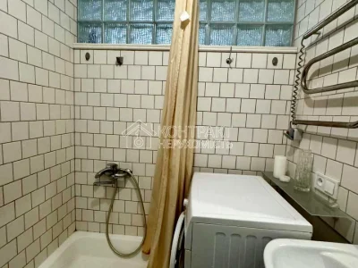 Apartment. Kharkiv, Vartovykh Neba St. (Tobolskaya)