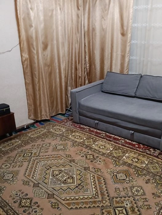 Продам 4х комнатную квартиру в центре Днепра.