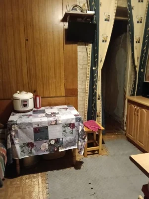 Продам 4х комнатную квартиру в центре Днепра.