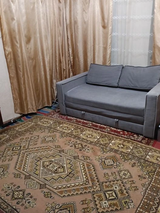Продам 4х комнатную квартиру в центре Днепра.