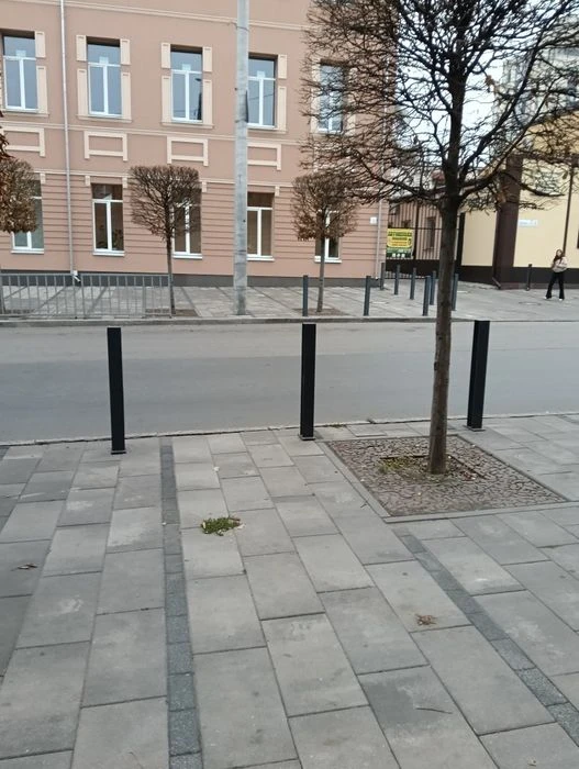 Продам 4х комнатную квартиру в центре Днепра.