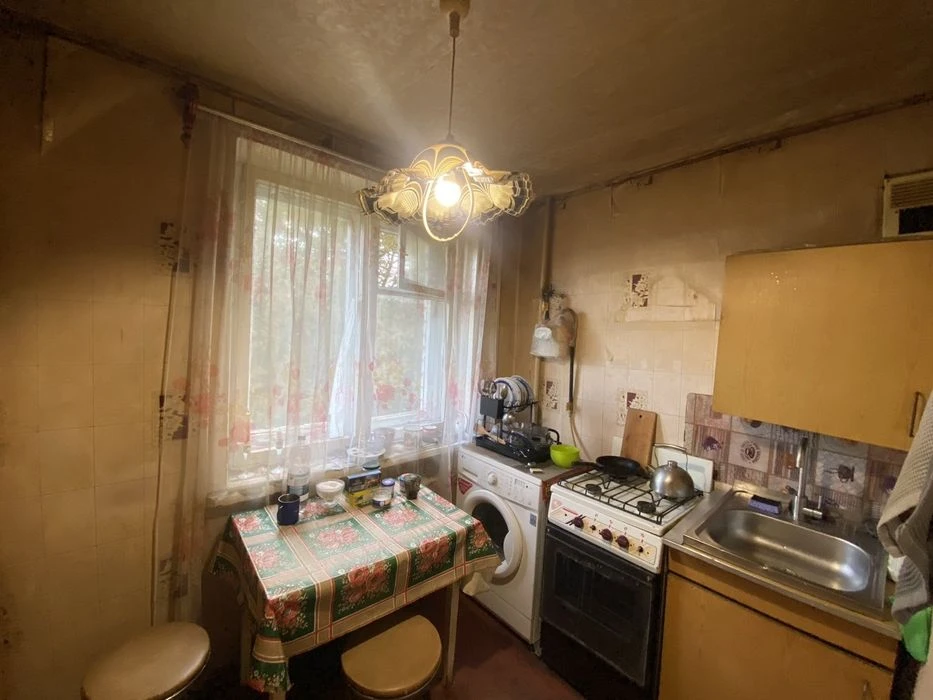 Продам 2к кв. на пр. О. Поля (верх), Независимости, кирпичный