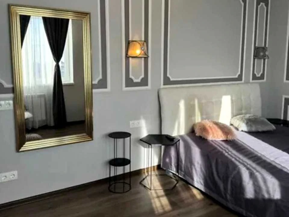 Apartment. Kyiv, Vaclav Havel Blvd. (Ivana Lepse)