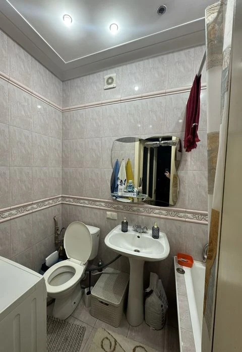 Продам БОЛЬШУЮ 2-х ком.кв! Р-н Нагорный