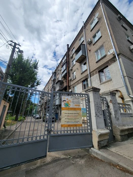 Продам БОЛЬШУЮ 2-х ком.кв! Р-н Нагорный